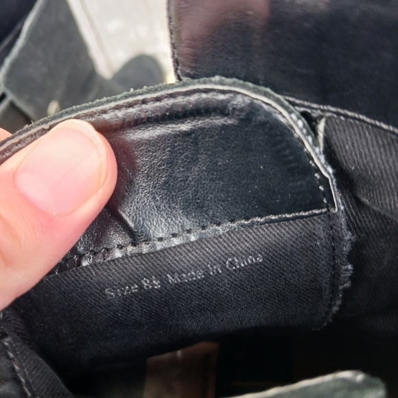 DolceVita Marenn Ankle Boots Buckle Detail Side Zip Suede Black Womens Sz 8.5 - Picture 8 of 8